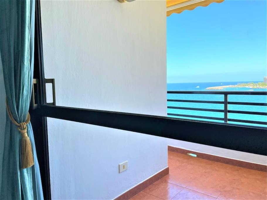 Donana Beach Front Apartment Patalavaca Exterior photo